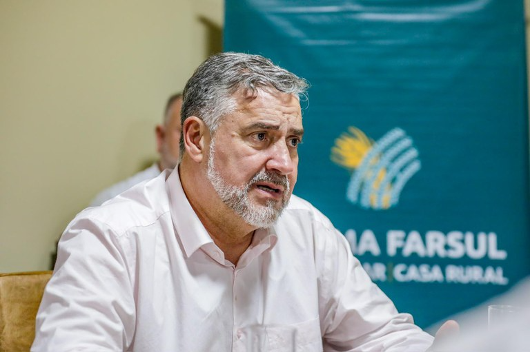 Ministro Paulo Pimenta