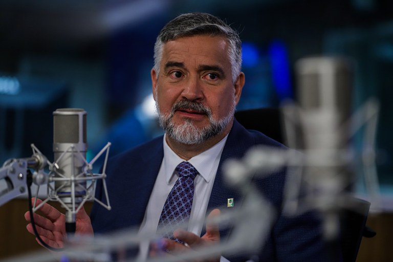ministro Paulo Pimenta