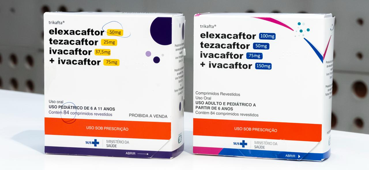 Estudo evidencia melhora no quadro clínico e na qualidade de vida de pacientes em tratamento com o Trikafta, que na rede privada chega a custar R$ 2,5 milhões por ano. Mais de 2,4 mil pessoas são beneficiadas com a terapia na rede pública