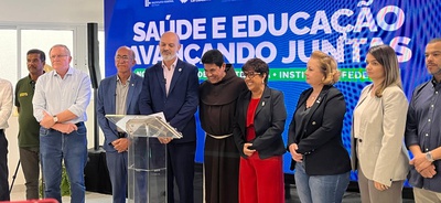 foto goias radioterapia.jpg