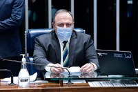 No Senado, ministro Eduardo Pazuello detalha ações de enfrentamento à pandemia