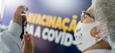 Para-reforçar-a-campanha-de-vacinação-contra-a-Covid-19,-Ministério-da-Saúde-distribui-mais-3-5-milhões-de-doses.jpg