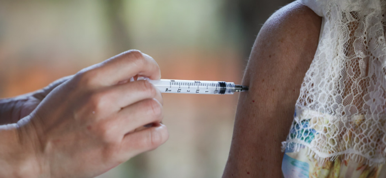 Ministério da Saúde amplia vacinação com dose de reforço bivalente contra Covid-19 para pessoas com comorbidades