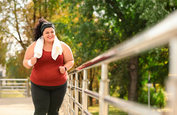 Prevenção e tratamento da obesidade sem gordofobia: como o SUS