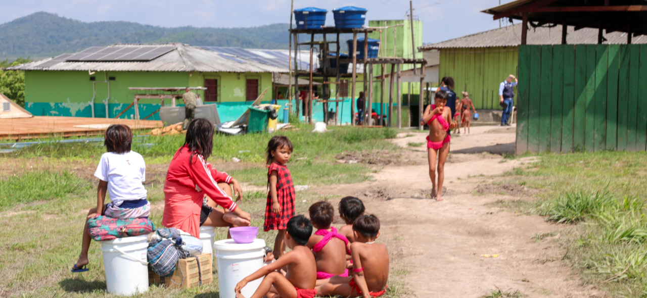 indígenas território yanomami.jpg