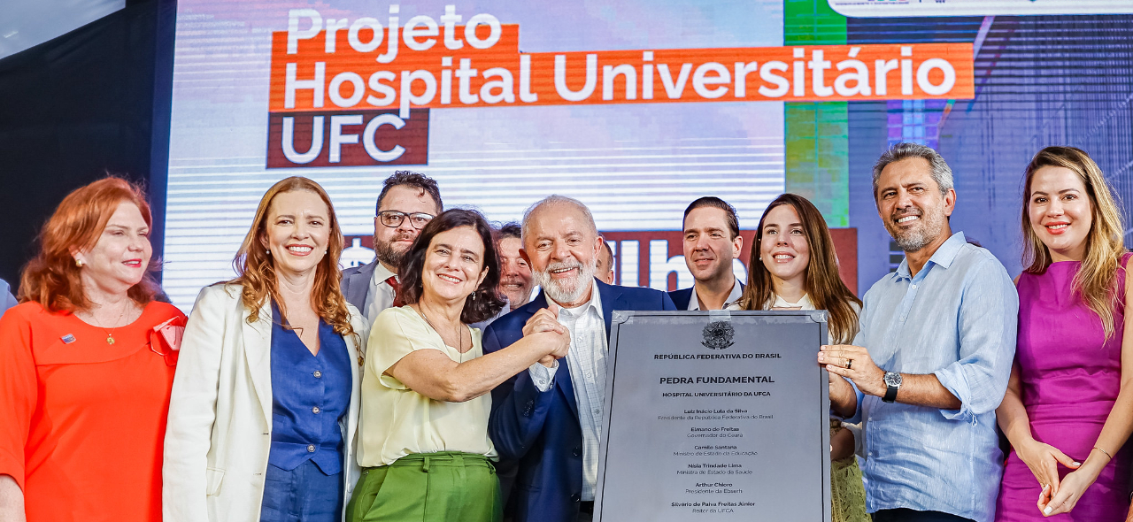 foto 1 ufc com ministra.jpg