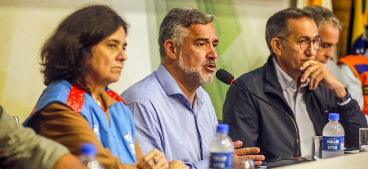 foto ministra e secom.jpg