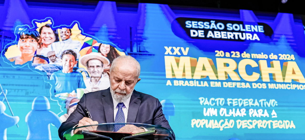 Comunicação do novo modelo de financiamento à atenção primária foi realizada durante cerimônia de abertura da Marcha dos Prefeitos, em Brasília