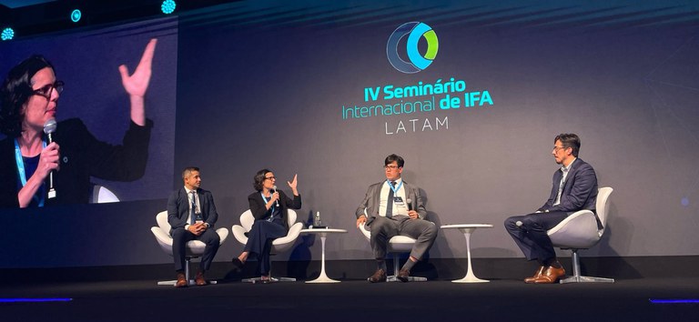 seminario ifa .jpg