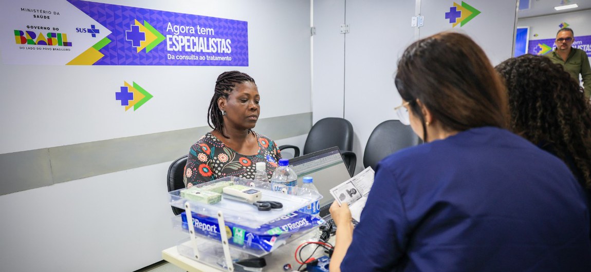 Recurso do programa Agora Tem Especialistas faz parte de novo modelo de financiamento do SUS para o setor com reajuste anual, e visa reduzir o tempo de espera dos pacientes