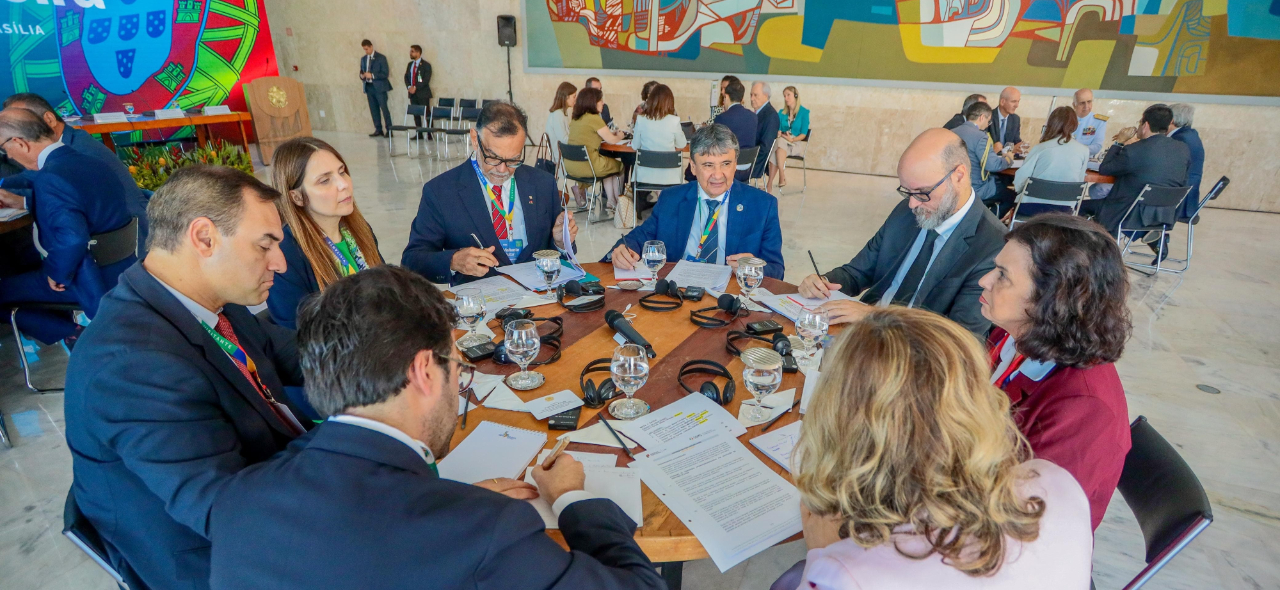 ministra mesa visita portugal.jpg