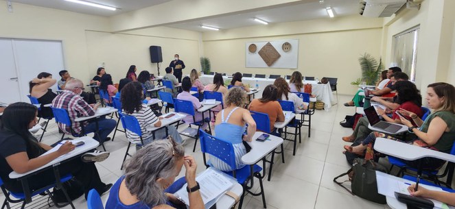 oficina mulheres indigenas.jpg