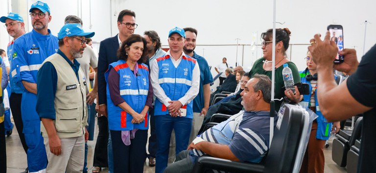 Ministra inaugura.png