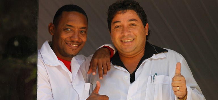 médicos - foto - karina zambrana.jpg