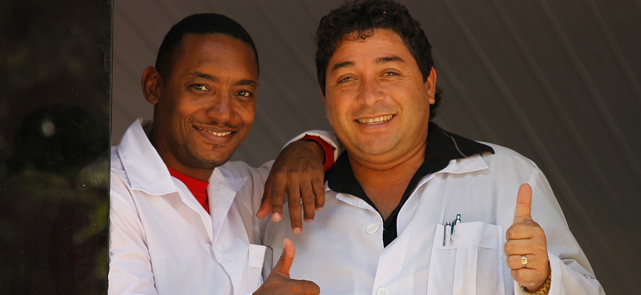 médicos - foto - karina zambrana.jpg