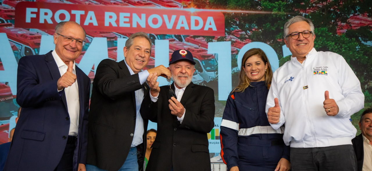 frota renovada samu padilha lula.jpg