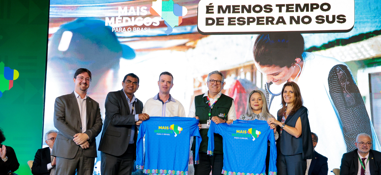 mais médicos abre.jpg