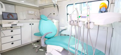 brasil sorridente - consultório - van - foto - walterson rosa ms (1).jpg