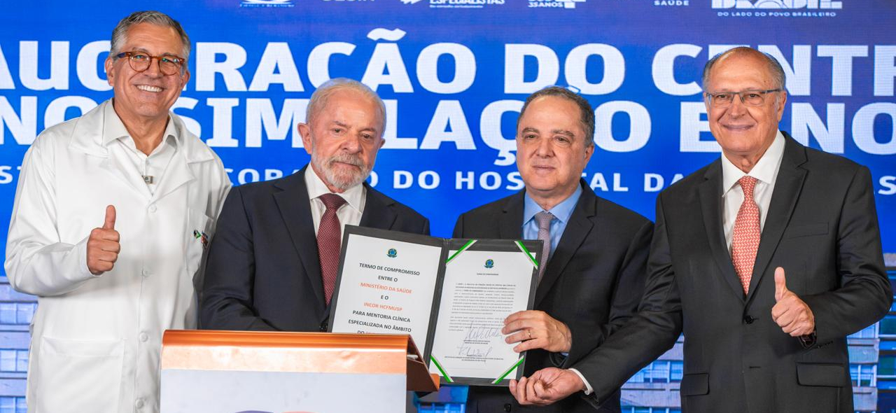 Recurso integra pacote de R$ 100 milhões do Ministério da Saúde no Hospital das Clínicas, no qual o teleatendimento será reforçado. Presidente também sanciona o Projeto de Lei nº 126/2025, que estabelece novas diretrizes nacionais para o desenvolvimento de tecnologias e acesso ao cuidado do câncer no SUS