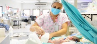 Tecnologia e vínculo: calculadora de idade corrigida para bebês prematuros passa a integrar sistema de informações da Atenção Primária à Saúde