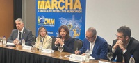 Ministério da Saúde debate desafios da gestão municipal durante Marcha dos Prefeitos
