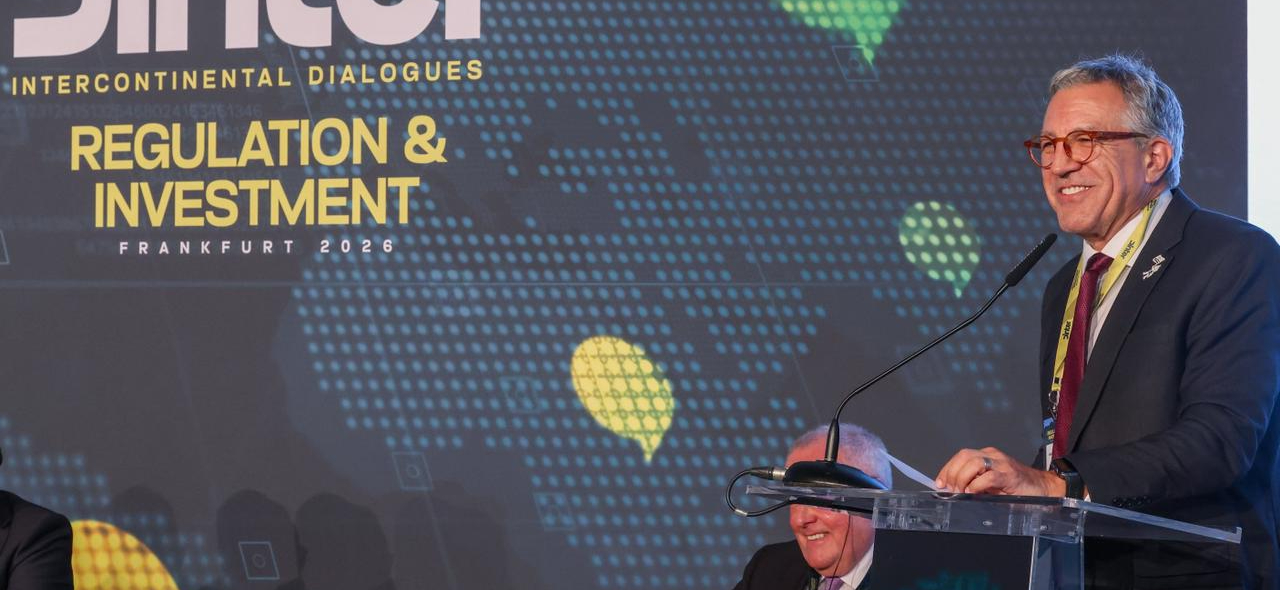 O ministro também conheceu as instalações do Hospital de Alta Tecnologia da Fresenius Helios, referência mundial em tecnologia