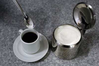 cafe_acucar_1200x800_karinazambrana.jfif