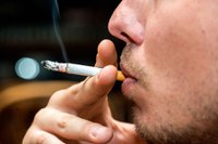 Cigarro: legal ou ilegal, faz mal à saúde
