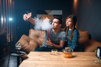 Narguilé e cigarro eletrônico: modismo entre jovens