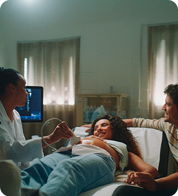 Família Souza realizando um ultrassom através do SUS