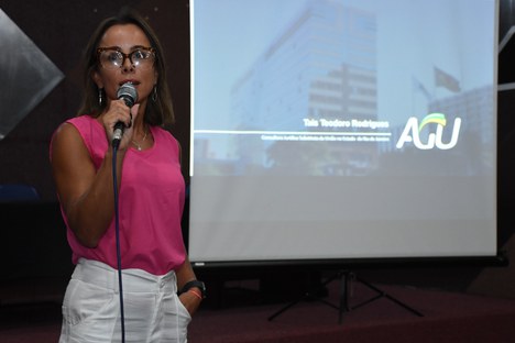 Palestra-AGU-nova-lei-licitações-04.JPG