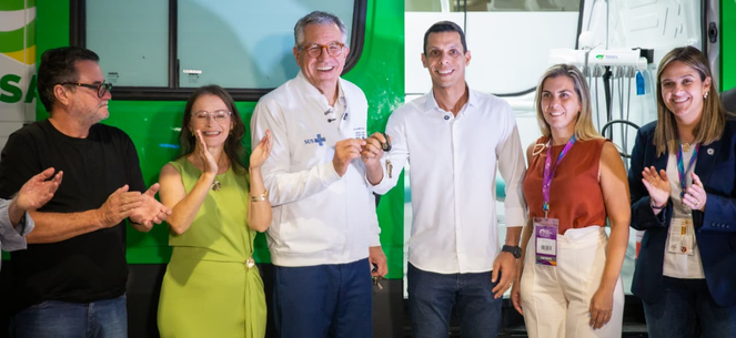 Saúde anuncia R$ 1,9 mi para Unidades Odontológicas Móveis em SP e lança Caderneta da Pessoa Idosa