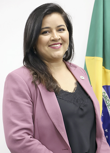 Adriana Lustosa Eloi Vieira