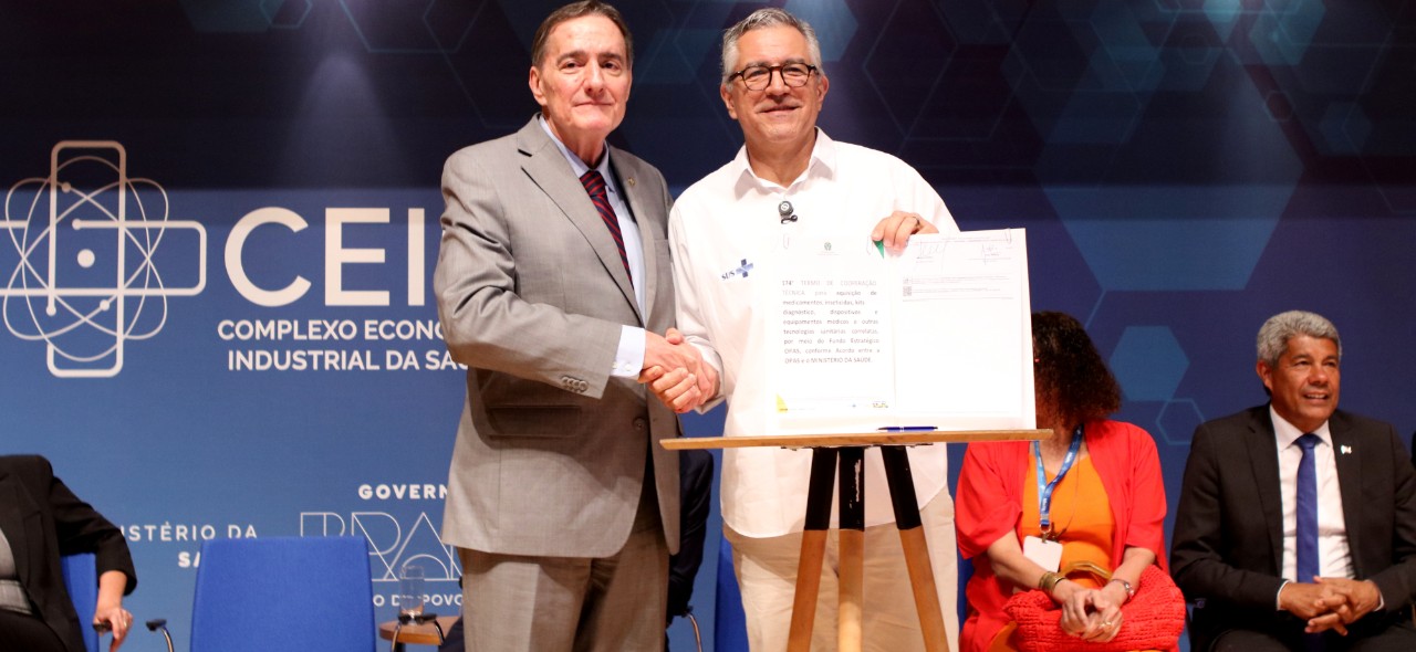 Brasil assina acordo com a OPAS para aquisição de vacinas mais modernas a preços mais baixos