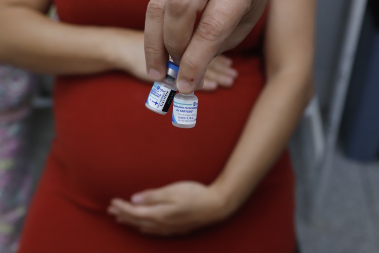 Saúde reforça vacinação de gestantes antes do período sazonal