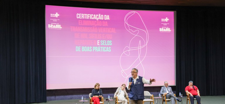 Estados que eliminaram aids e outras doenças são reconhecidos