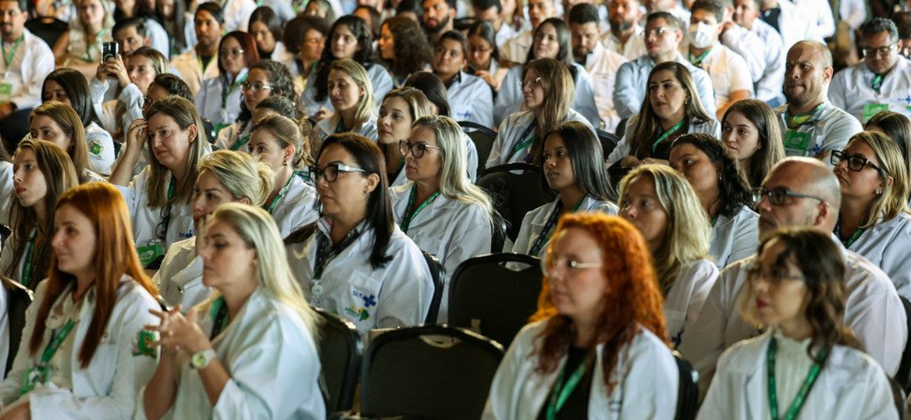 Edital abre 1.138 vagas para médicos especialistas