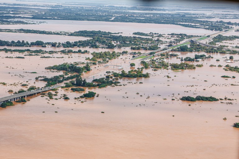 US Security Advisor conveys President Biden’s condolences for heavy flooding in Brazil