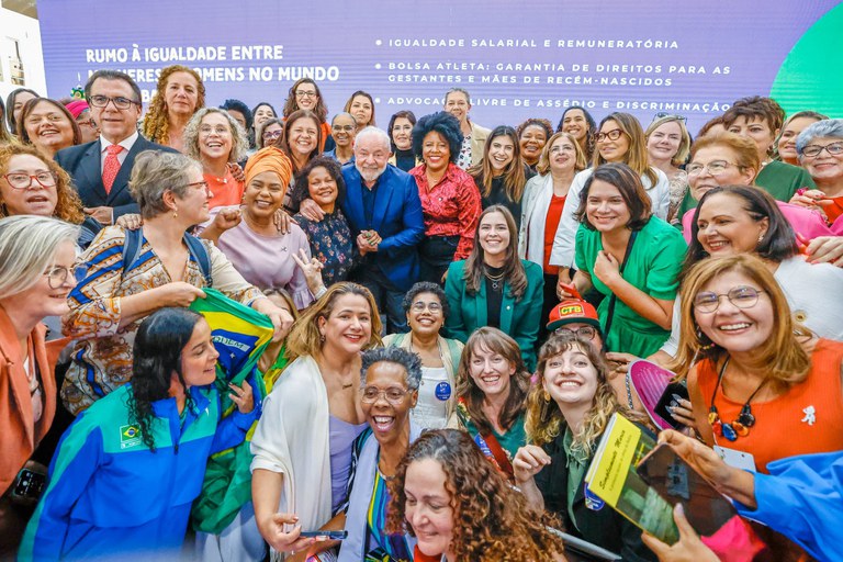 08072023_igualdade_salarial.jpg