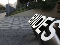 BNDES vai renegociar dívidas de operações contratadas por MPMEs via bancos parceiros
