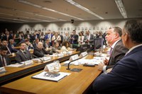 Na Câmara, ministros fazem balanço das ações de enfrentamento às chuvas no RS