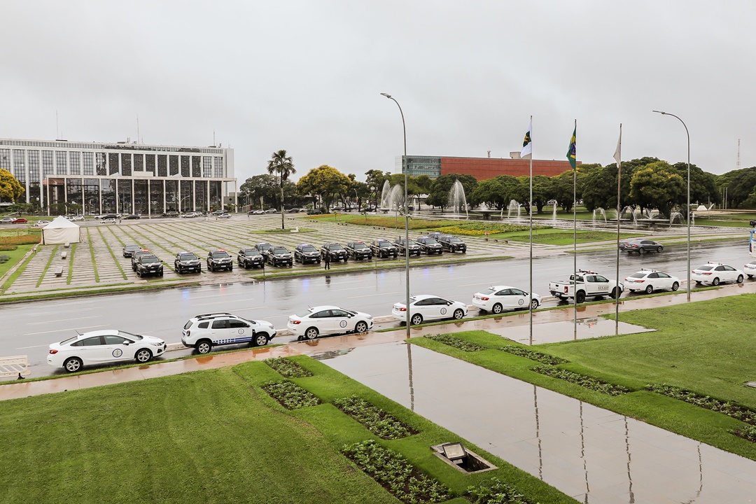 Viaturas entregues para as forças de segurança do Distrito Federal durante o evento desta quinta. Foto: Jamile Ferraris / MJSP