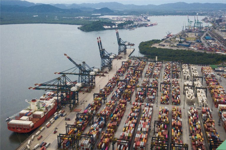Porto de Santos.jpg