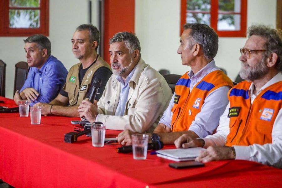 Coletiva ministros.jpg