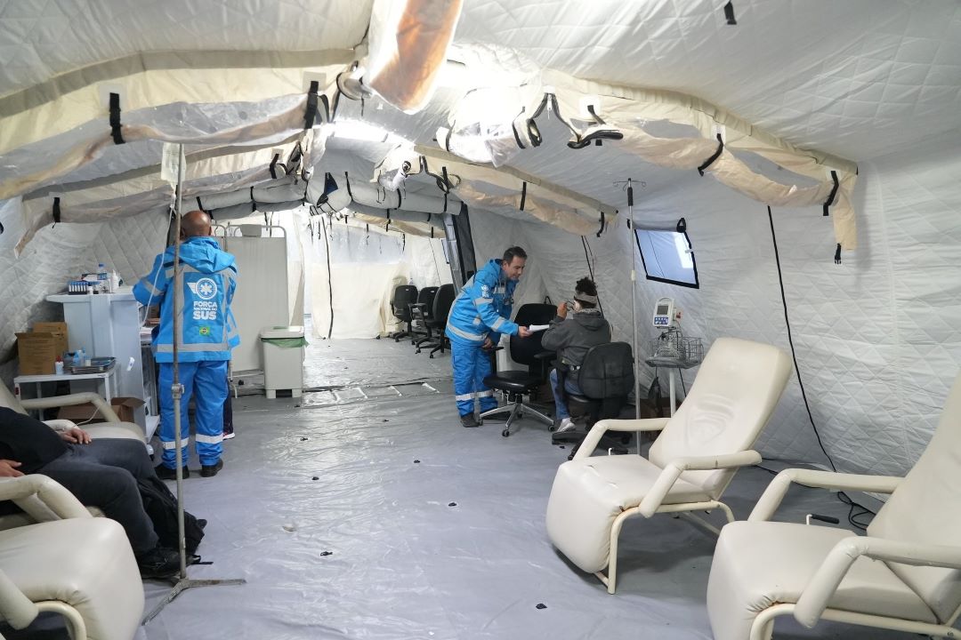 Hospital de campanha2.jpg