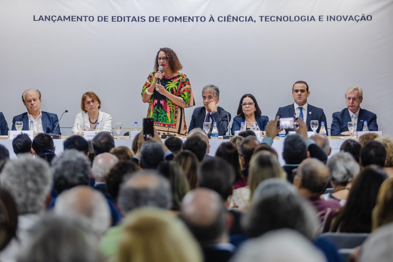 Governo Federal investe R$ 3,1 bilhões para reduzir desigualdades em inovação e pesquisa, com foco nas regiões Norte, Nordeste e Centro-Oeste