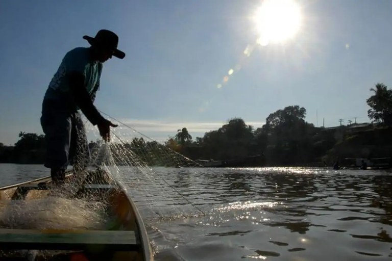 Pescadores e aquicultores serão indenizados pelo rompimento da Barragem do Fundão (MG)