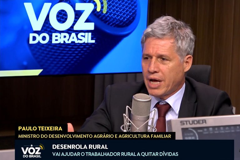 Paulo Teixeira Voz do Brasil.jpg