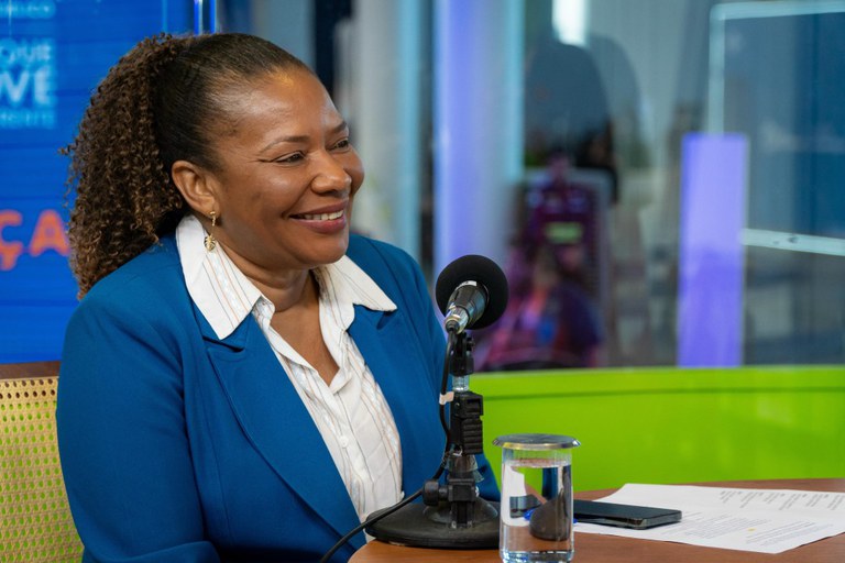 Margareth Bom Dia.jpg