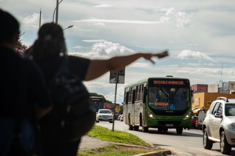 Inflação desacelera e beneficia todas as faixas de renda em março